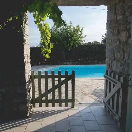 Les 23 Mûriers * Chauzon