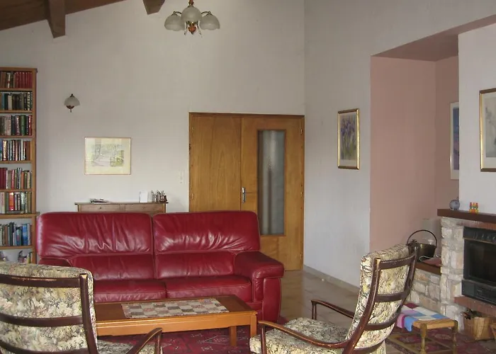 Les 23 Muriers Holiday home