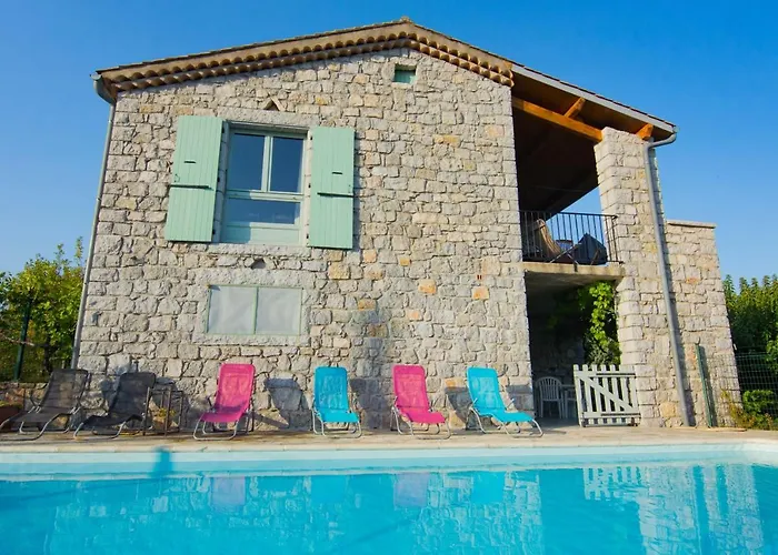 Les 23 Muriers Holiday home Chauzon